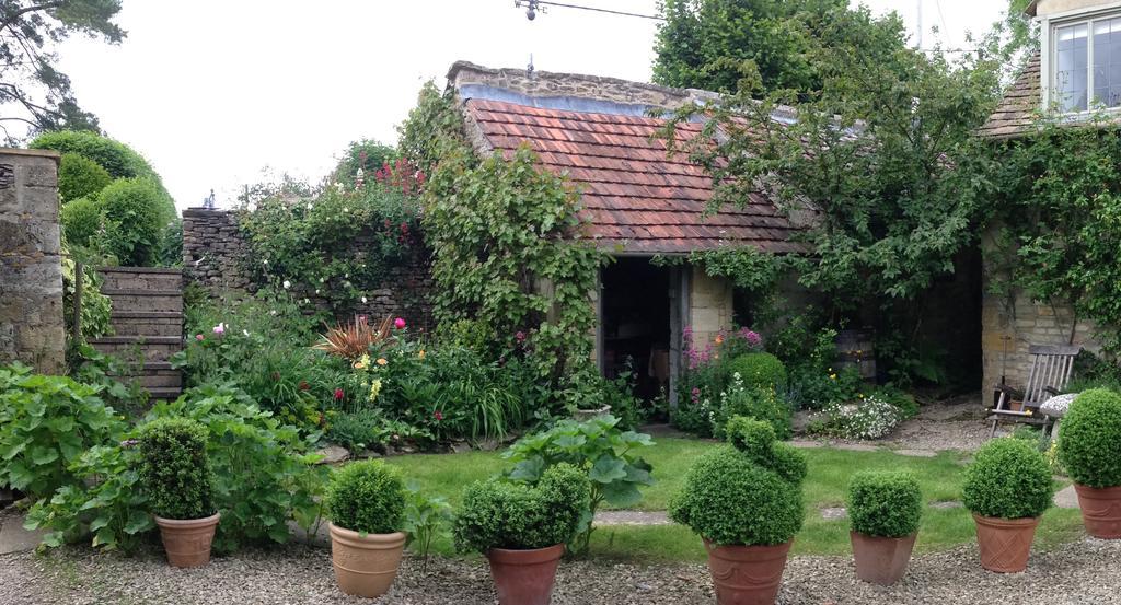 Yew Tree Cottage B&B 斯托昂泽沃尔德 外观 照片